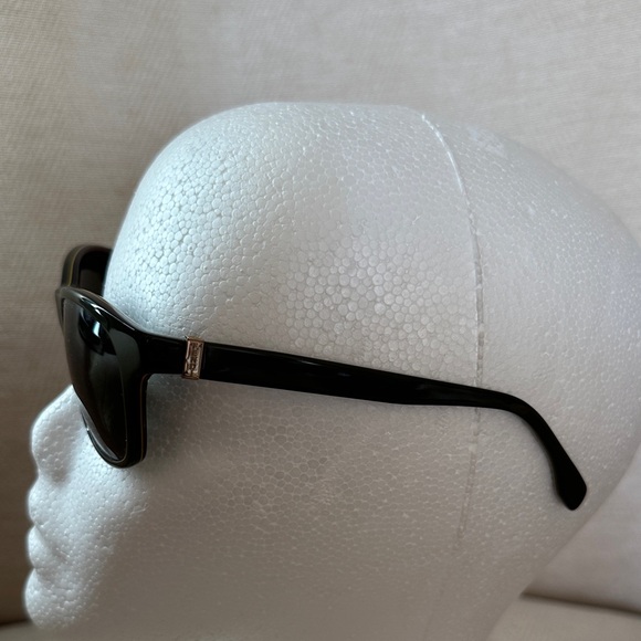 Fendi Olive Green Sunglasses with Gold Accent - Picture 5 of 10